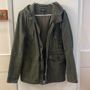 Forever 21 Men’s jacket with hood.
